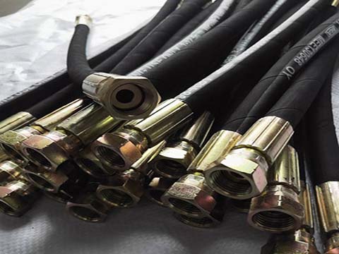 石油化學(xué)軟管